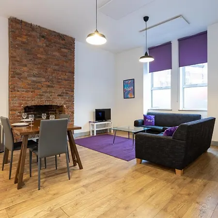 Pillo Rooms Apartments - Salford-2