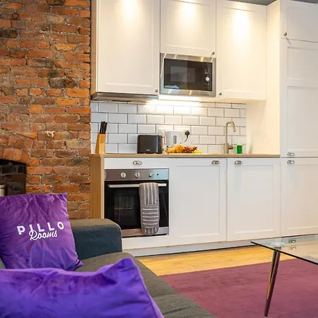Pillo Rooms Apartments - Salford-2