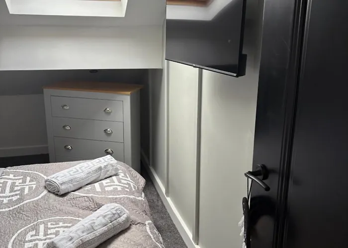 The Meadows - Flat 2